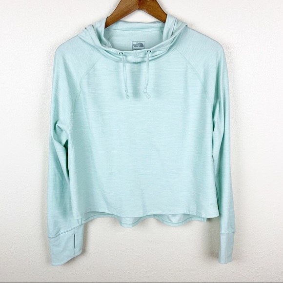 The North Face Motivation Flashdry Cropped Hoodie - Picture 2 of 8